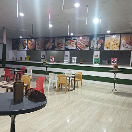 Krishna Fun Land Hotel Mathura Luaran gambar