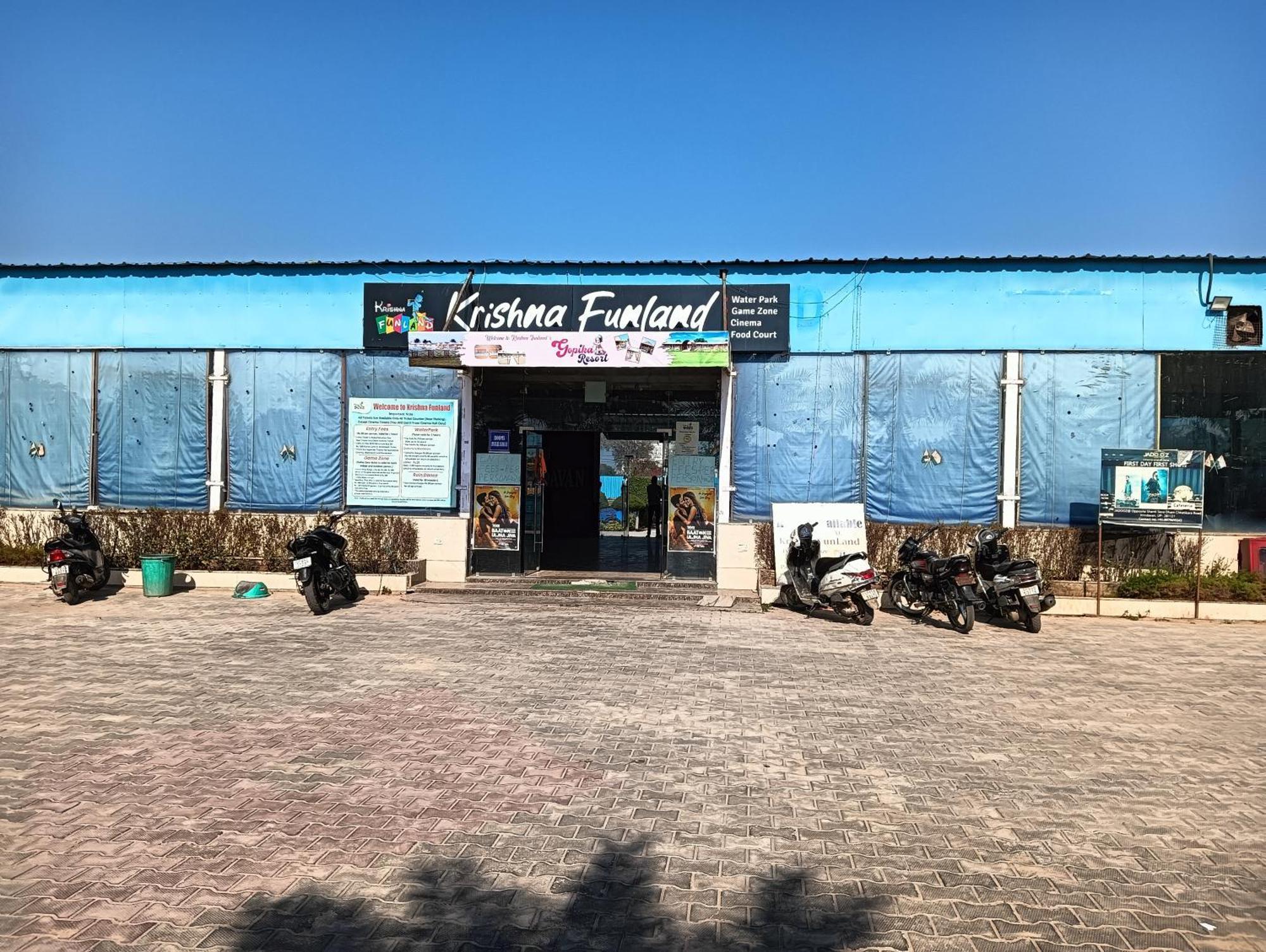 Krishna Fun Land Hotel Mathura Luaran gambar