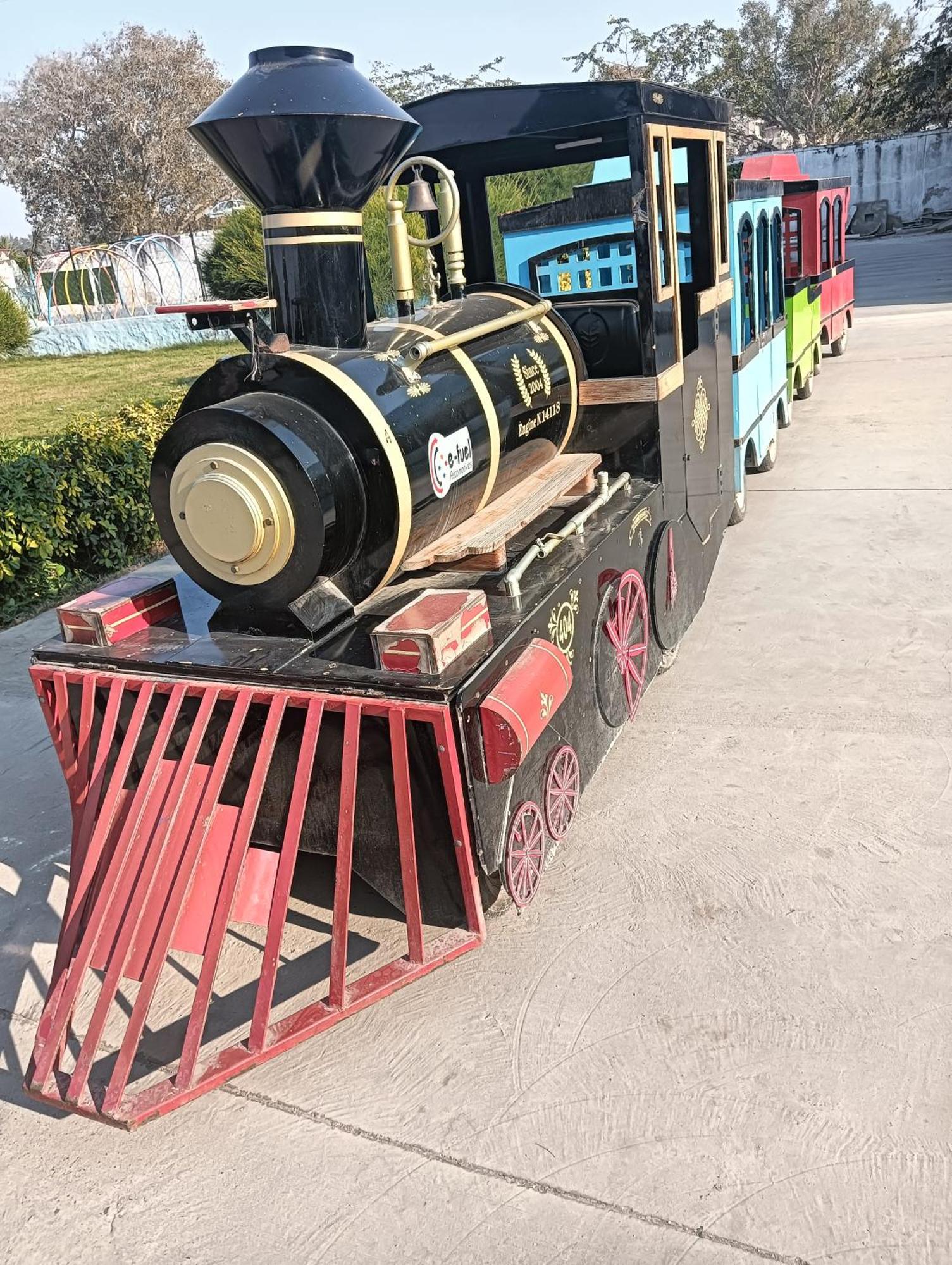 Krishna Fun Land Hotel Mathura Luaran gambar