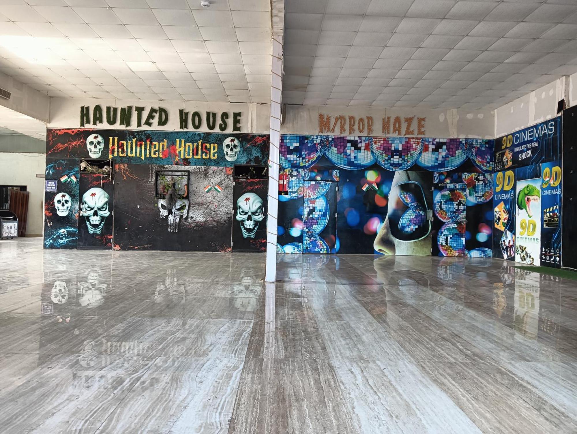 Krishna Fun Land Hotel Mathura Luaran gambar